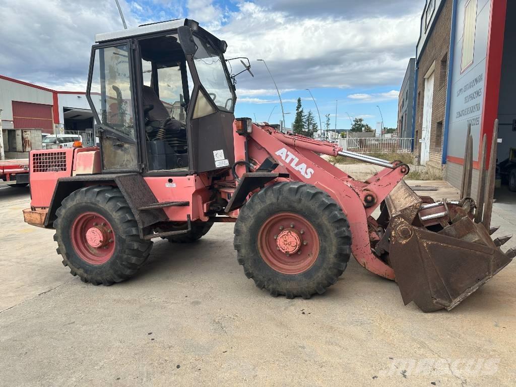 Atlas 62 E Cargadoras sobre ruedas
