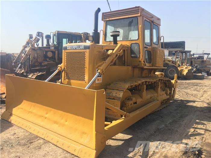 CAT D 6 D Buldozer sobre oruga