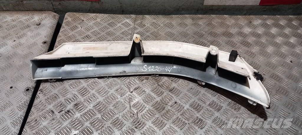 Scania G 400   1431931 Cabinas