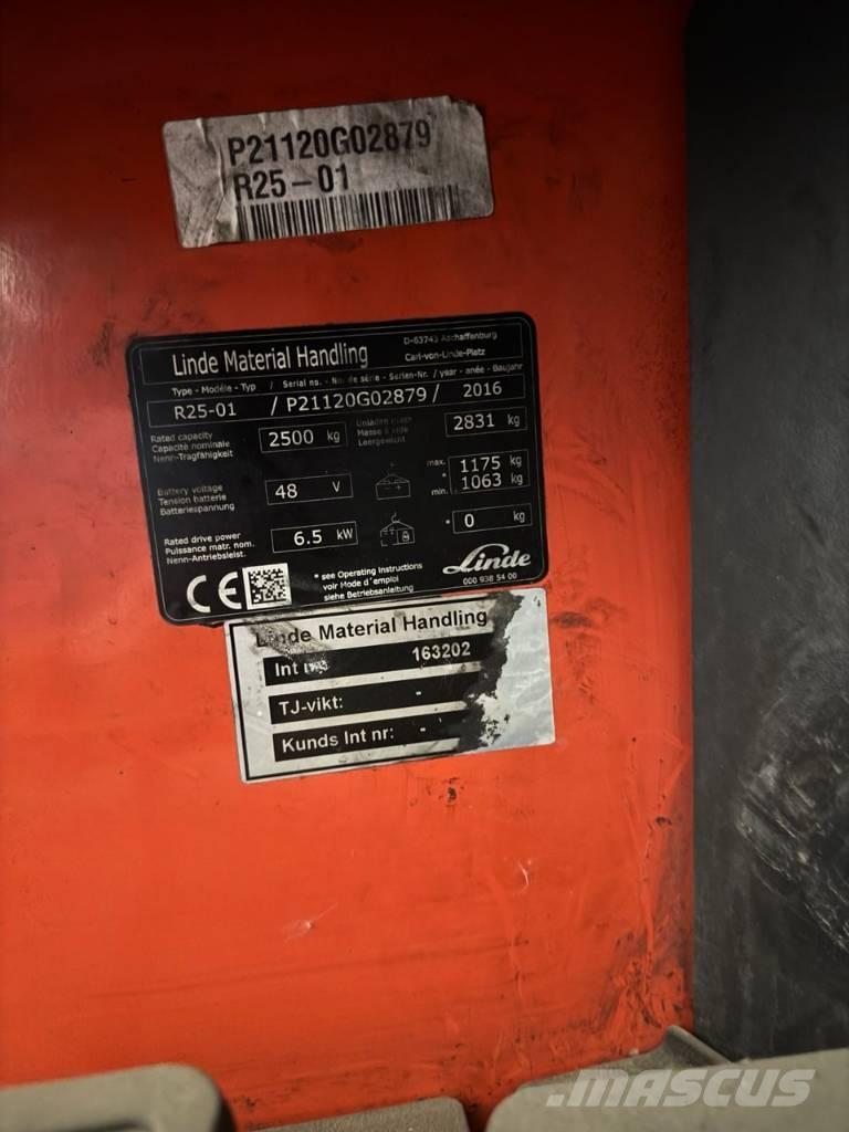 Linde R 25 Montacargas de alcance de gran altura