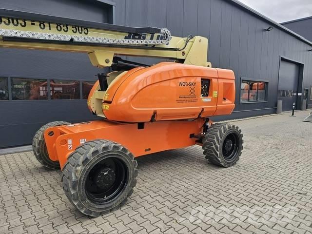 JLG 860 SJ Plataformas con brazo de elevación telescópico