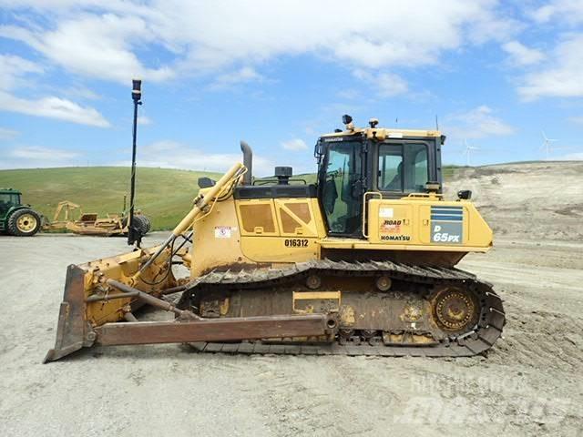 Komatsu D65PX-18 Buldozer sobre oruga