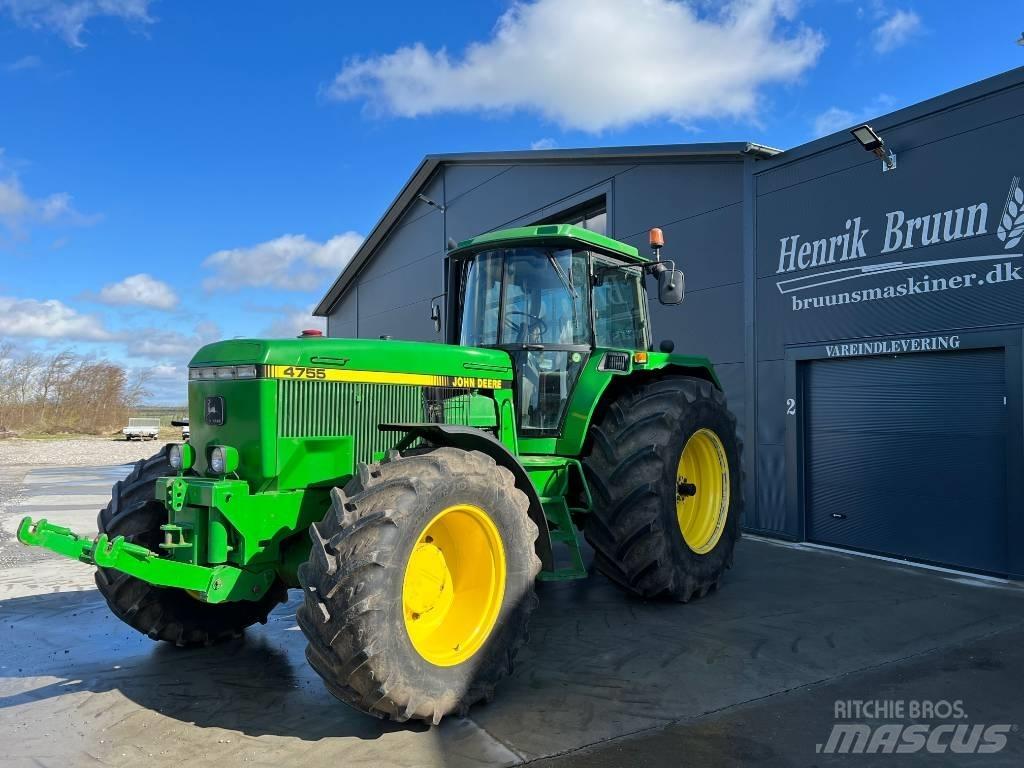 John Deere 4755 Tractores