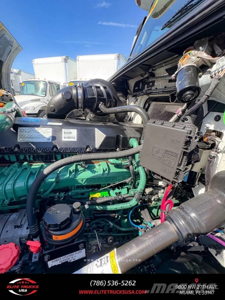 Volvo Commercial VNL Camiones tractor