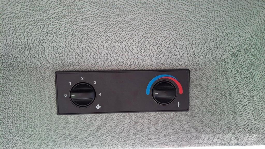 CLAAS Elios 210 Tractores