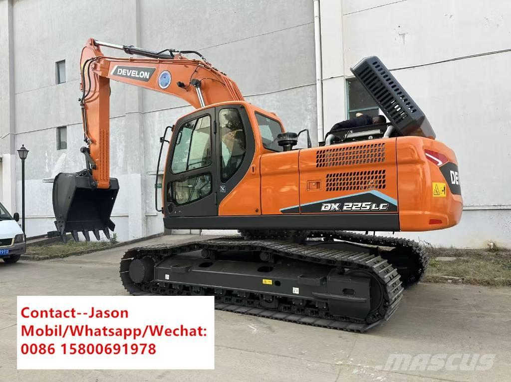 Develon DX 225 LC Excavadoras sobre orugas