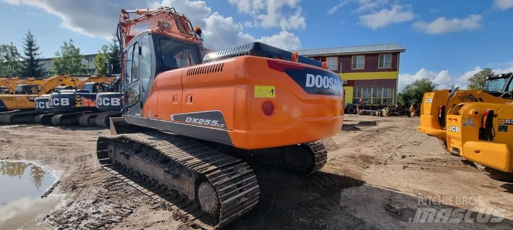 Doosan DX 255LC Excavadoras sobre orugas