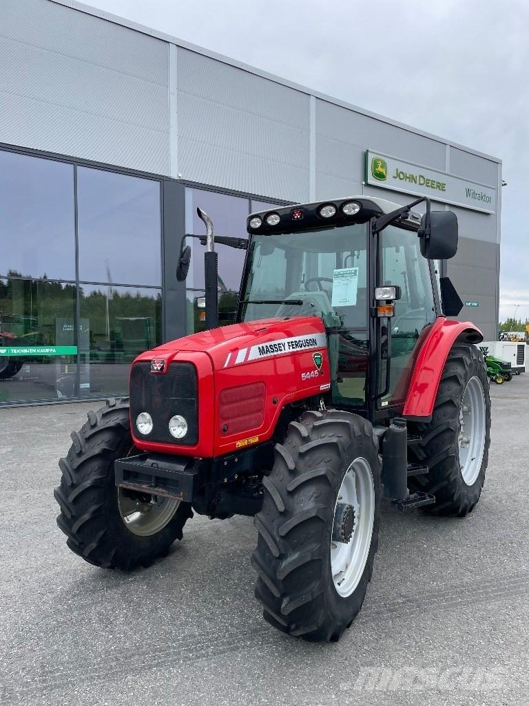 Massey Ferguson 5445 Tractores