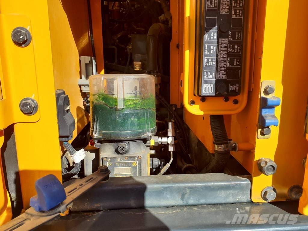 Hyundai HX260NL Excavadoras sobre orugas