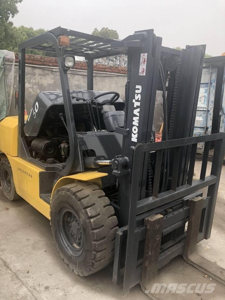Komatsu 5 Ton Camiones diesel