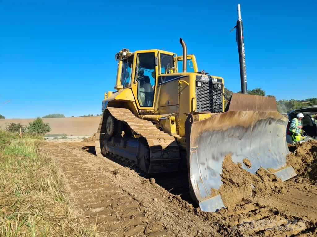 CAT D 6 N XL Buldozer sobre oruga