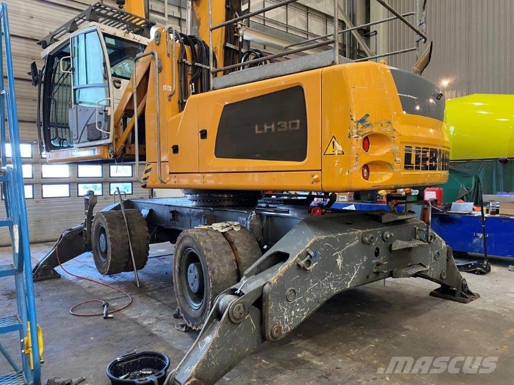 Liebherr LH 30 M Manejadores de residuos industriales
