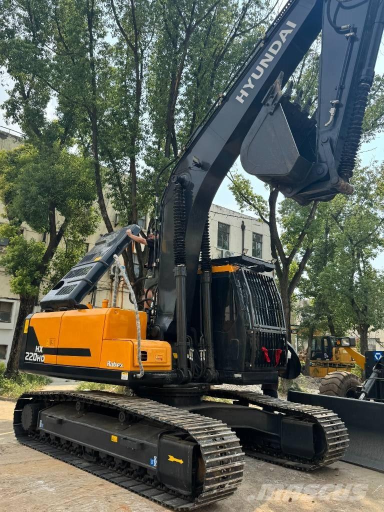 Hyundai HX220HD Excavadoras sobre orugas