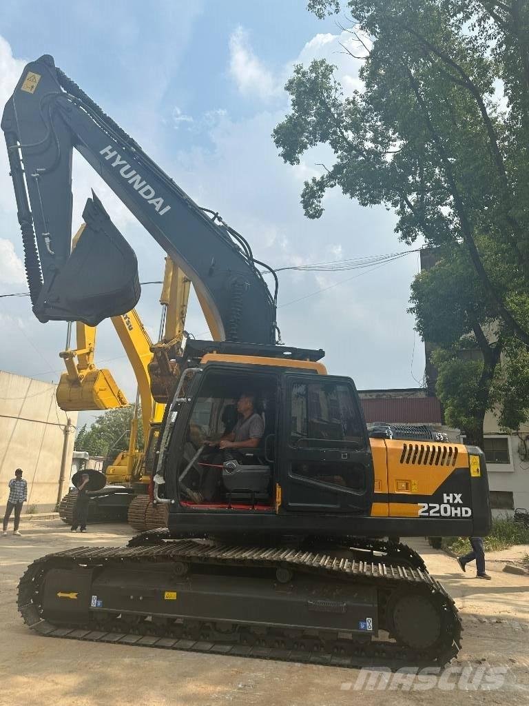 Hyundai HX220HD Excavadoras sobre orugas