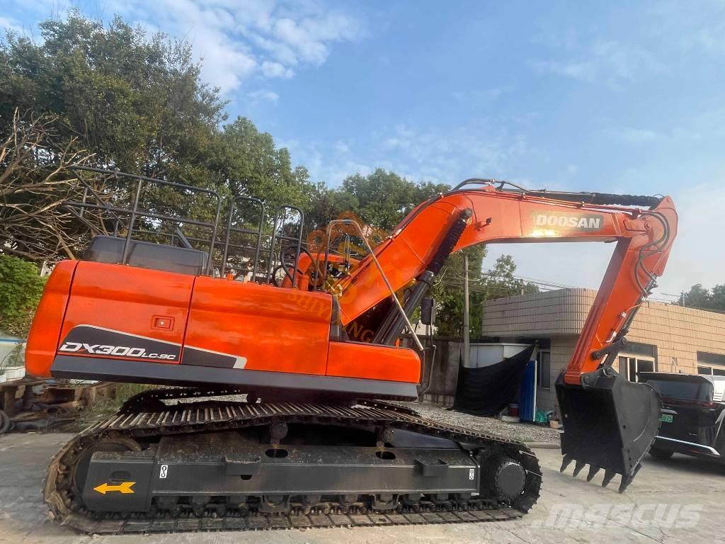 Doosan DX300LC-9C Excavadoras sobre orugas