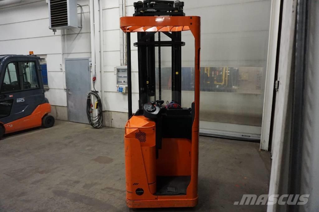 Toyota SSE160 Apiladoras eléctricos