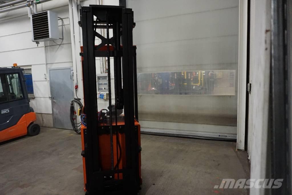 Toyota SSE160 Apiladoras eléctricos