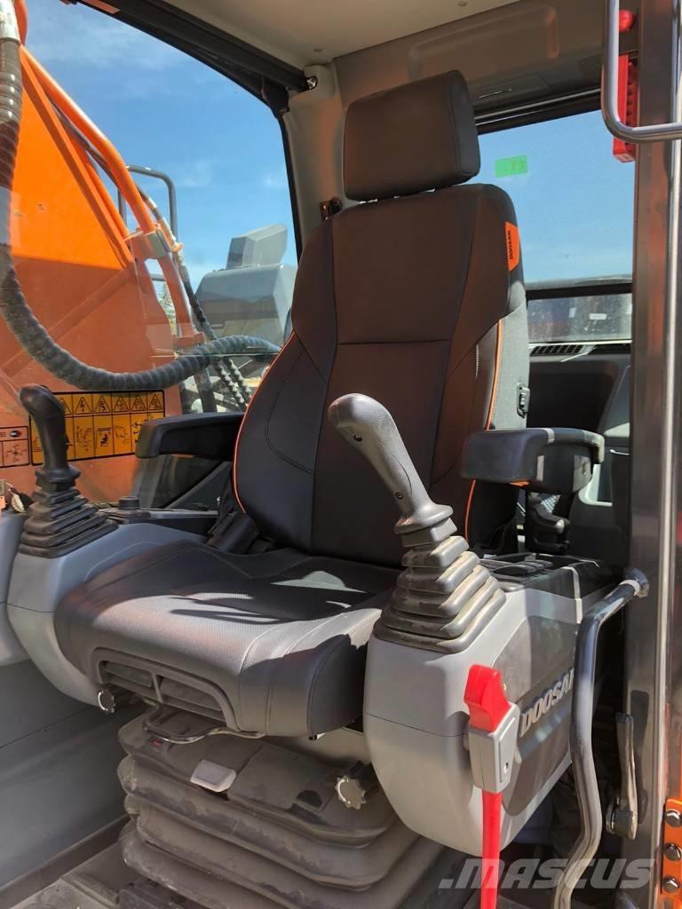 Doosan DX 300 LC-7 Excavadoras sobre orugas