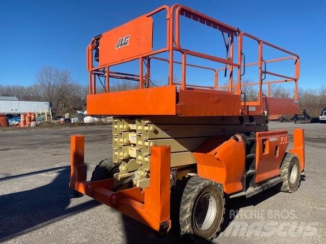 JLG 4394 RT Plataformas con brazo de elevación manual