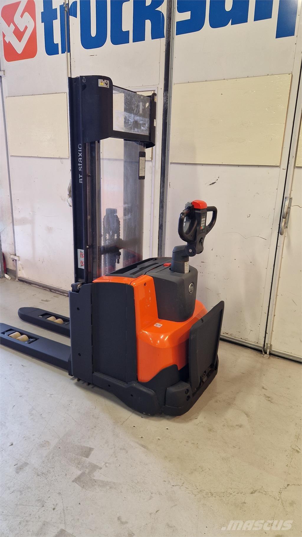 Toyota SWE140L Apiladoras eléctricos