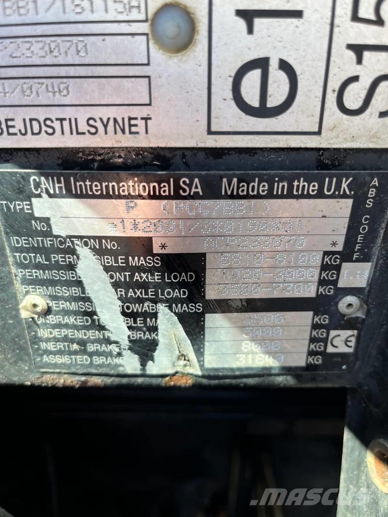 New Holland TS 115 A Tractores