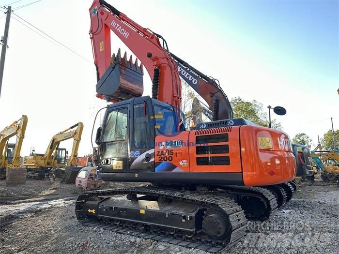 Hitachi ZX 200 Excavadoras sobre orugas