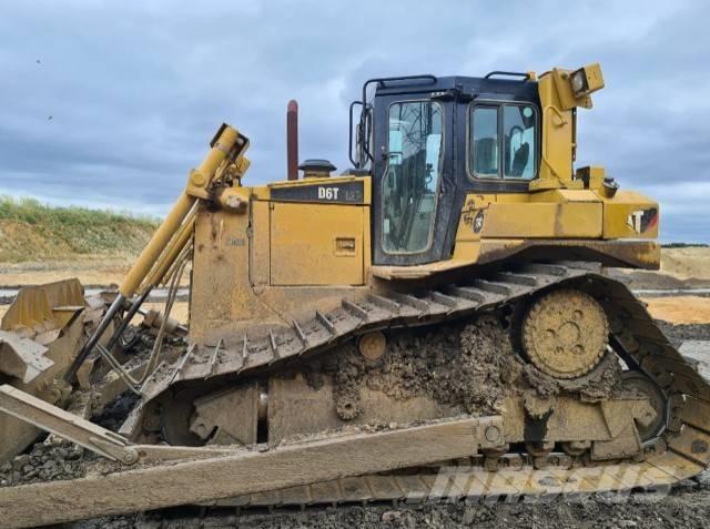 CAT D 6 T LGP Buldozer sobre oruga