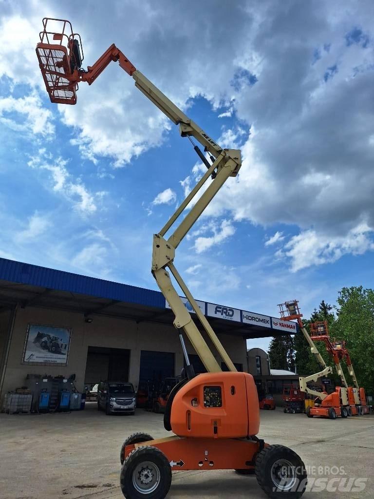 JLG 510 AJ Plataformas con brazo de elevación manual