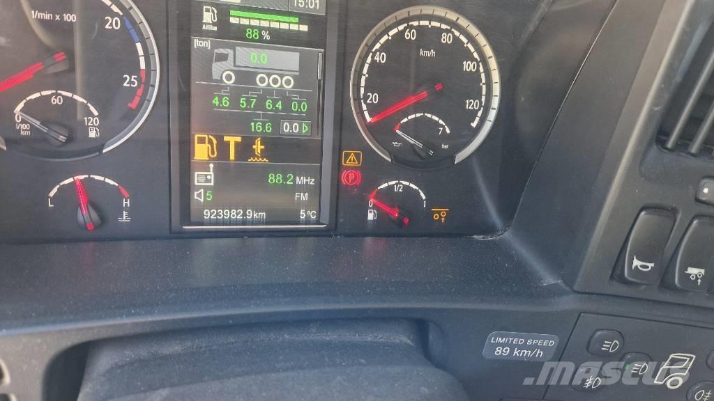 Scania R730 8x4*4 Transportes de madera