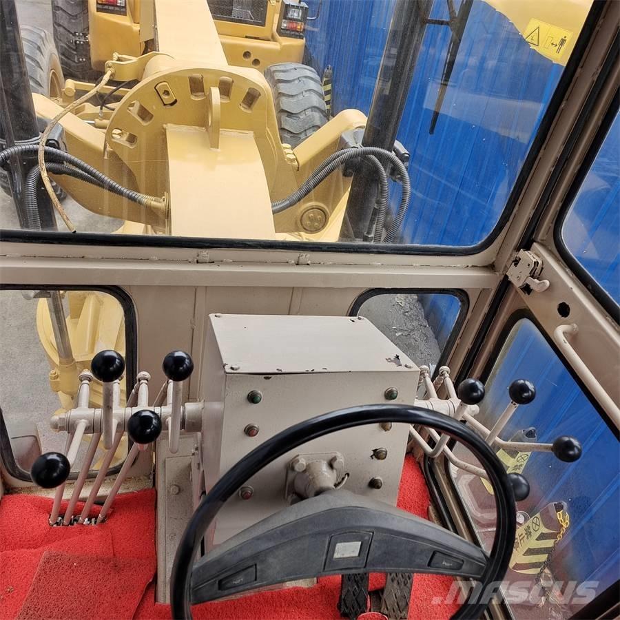 CAT 140 H Niveladoras