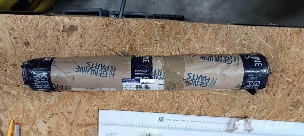 Komatsu 205-70-73270 Chasís