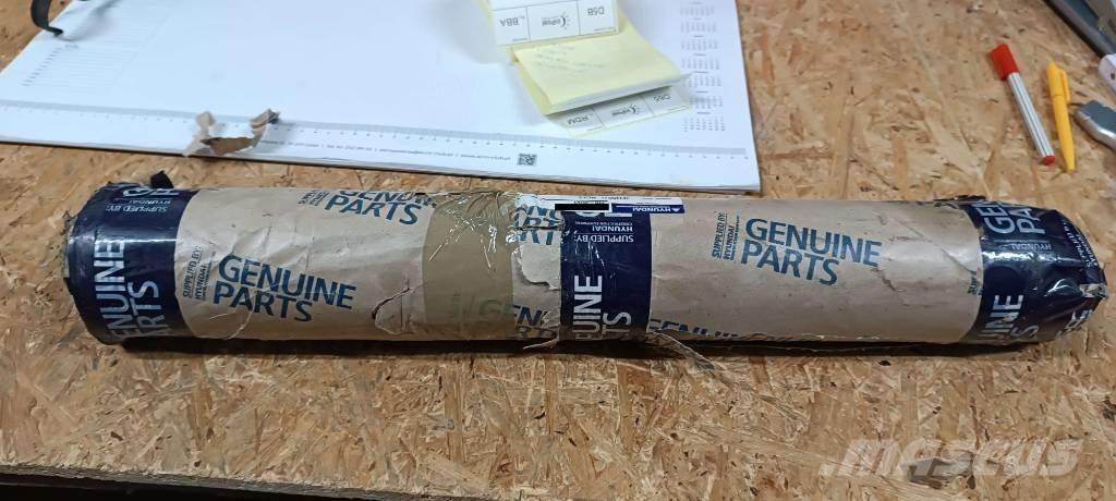 Komatsu 205-70-73270 Chasís