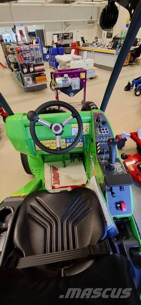 Avant 528 Cargadoras multifunción