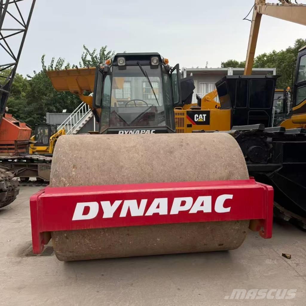 Dynapac CA 30 D Rodillos de un solo tambor
