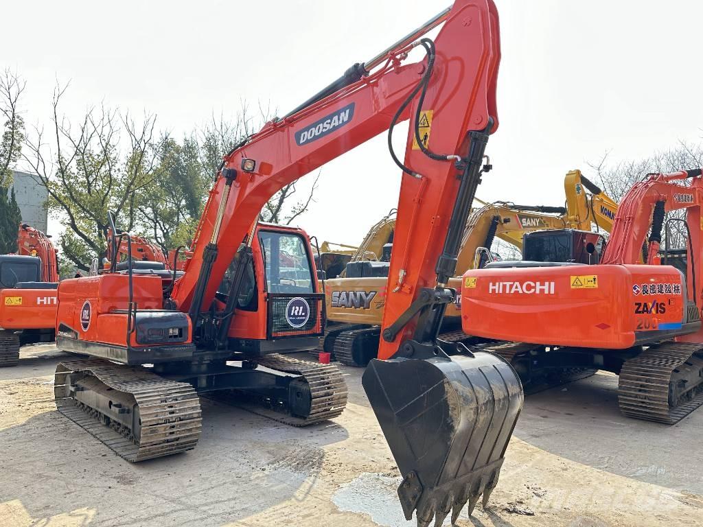 Doosan DX140LC-9C Excavadoras sobre orugas