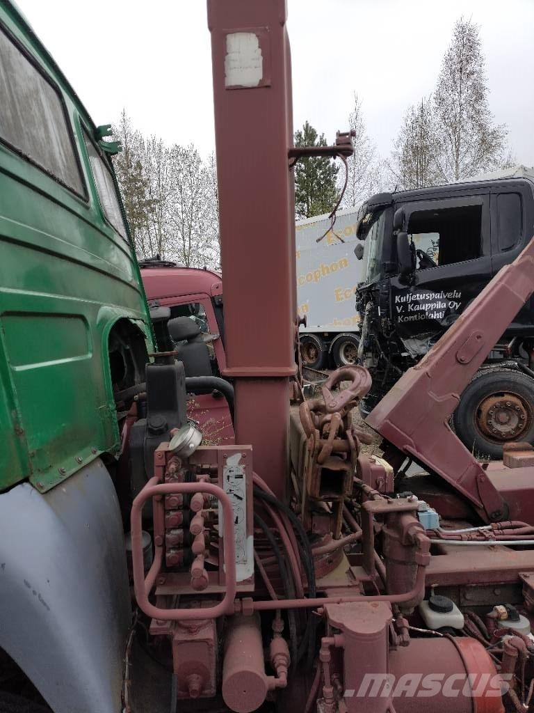 Ferrari 2300 nosturi Grúas cargadoras