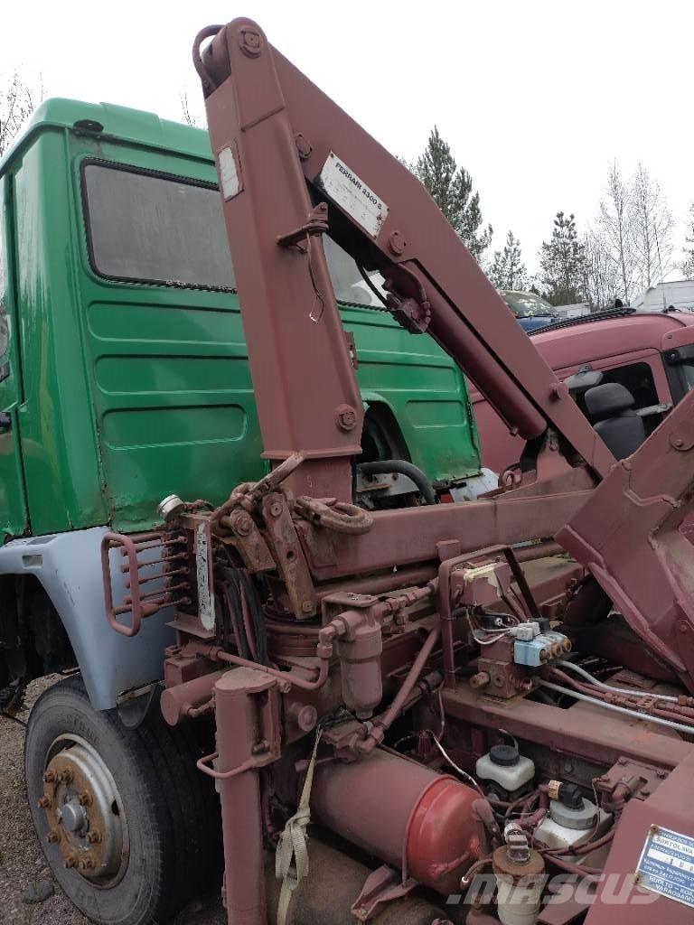 Ferrari 2300 nosturi Grúas cargadoras