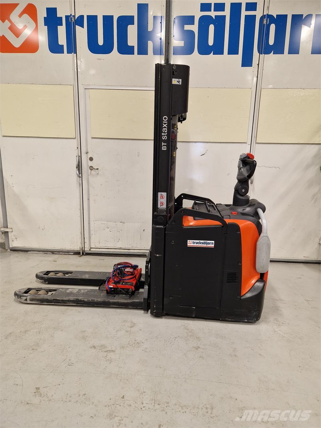 Toyota SPE120L Apiladoras eléctricos