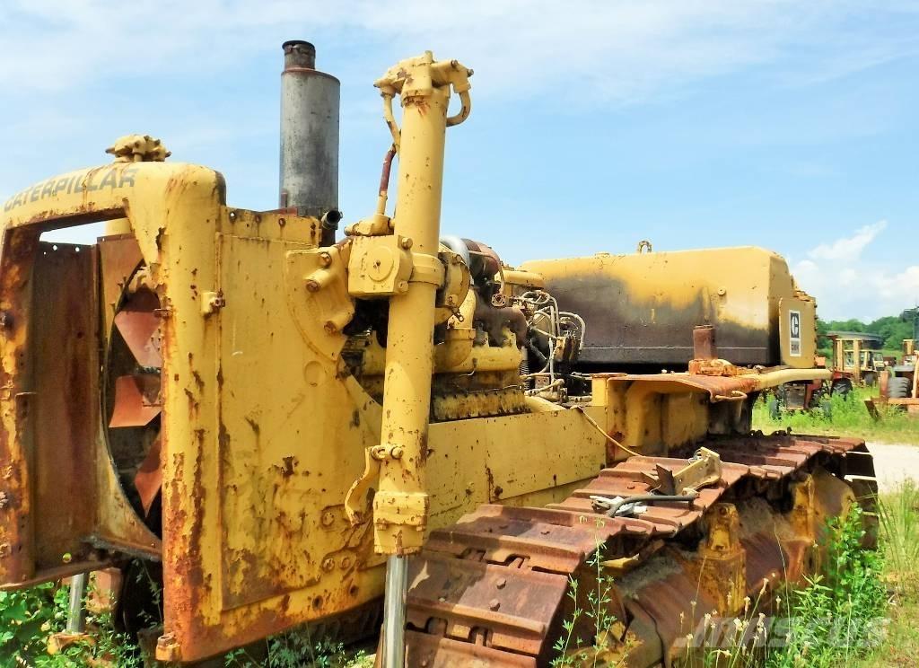 CAT D 8 K Buldozer sobre oruga