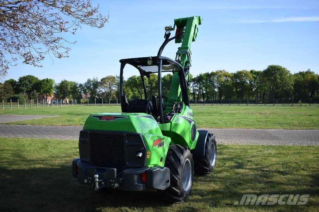 Avant 860 i TDL Minicargadoras
