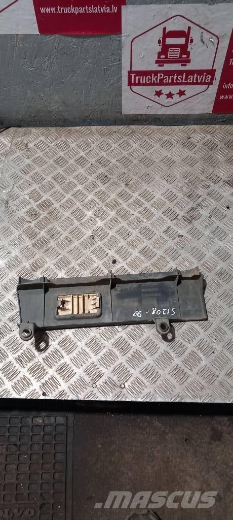 Scania 94 D.   1354593 Cabinas