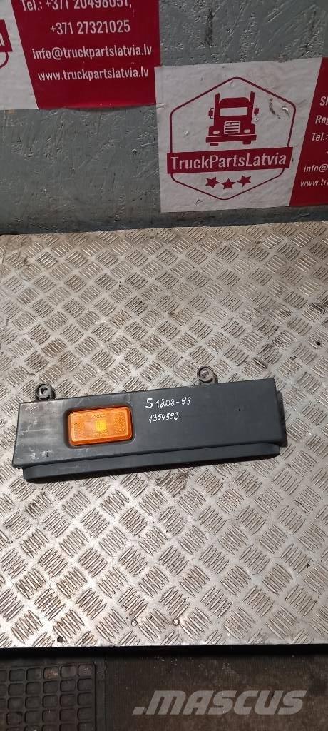 Scania 94 D.   1354593 Cabinas