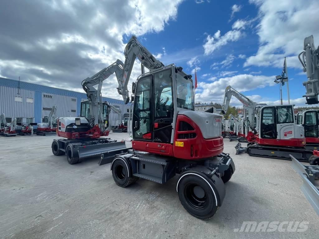 Takeuchi TB 370W Excavadoras de ruedas