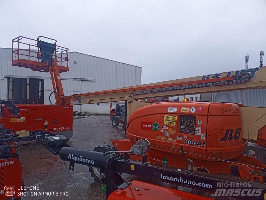 JLG 800 AJ Plataformas con brazo de elevación manual