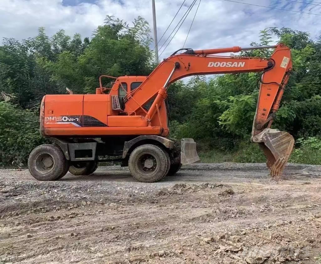 Doosan 150 W-7 Excavadoras de ruedas