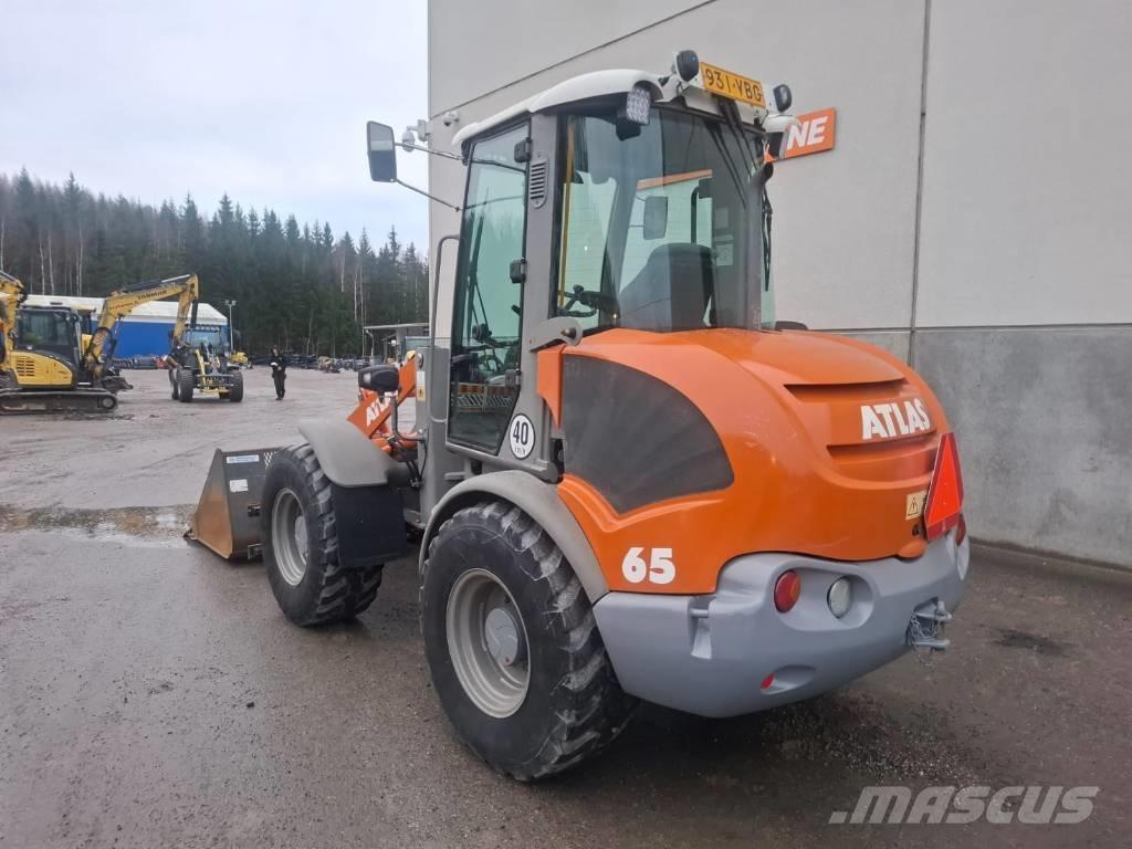 Atlas 65 Cargadoras sobre ruedas