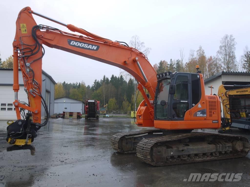 Doosan DX 235 LCR Excavadoras sobre orugas