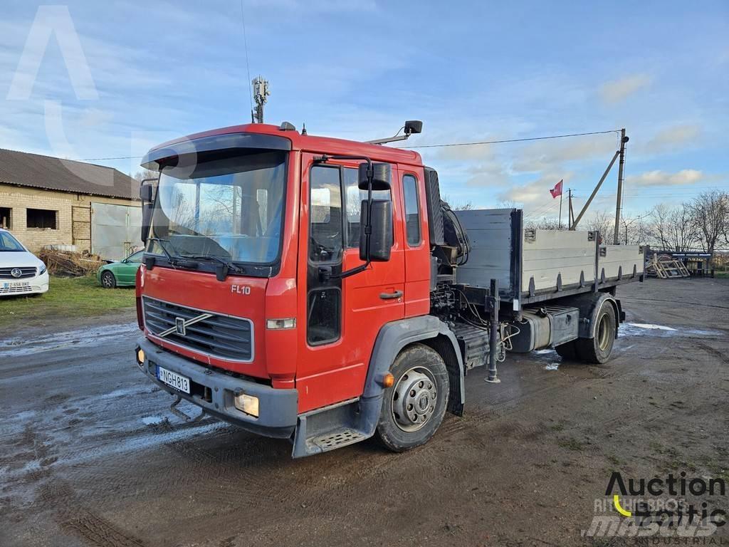 Volvo FL6H4X2 Camiones de cama baja