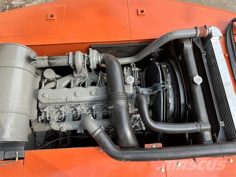 Hitachi 200 Excavadoras de ruedas