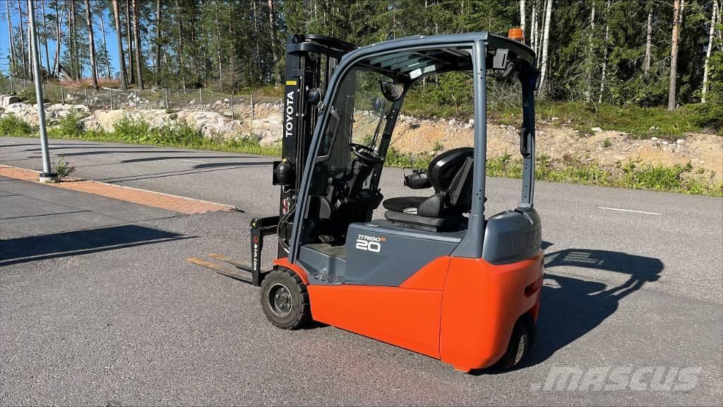 Toyota 8 FBET 20 Carretillas de horquilla eléctrica